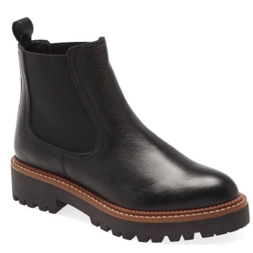 Caslon Miller Chelsea boot size 7